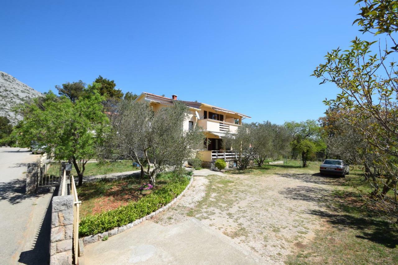 Apartments Ivan Starigrad Paklenica Buitenkant foto